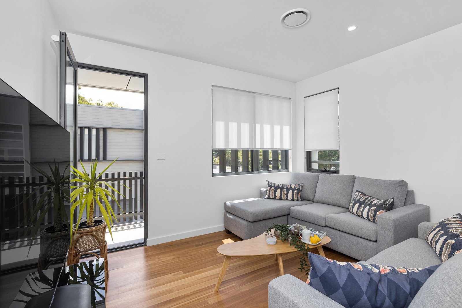 10/49 Stockton Street NELSON BAY 19