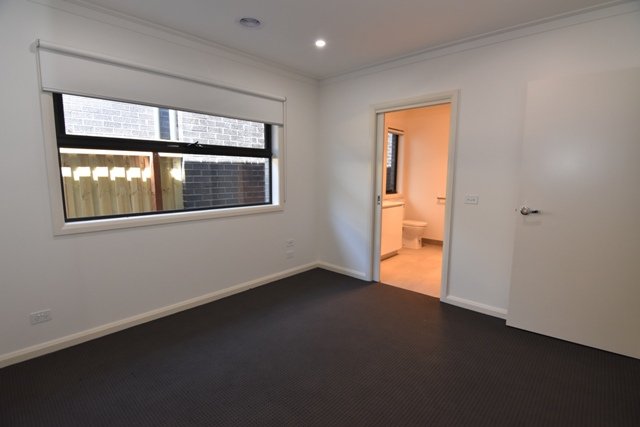 Gallery: 104B McClelland Street