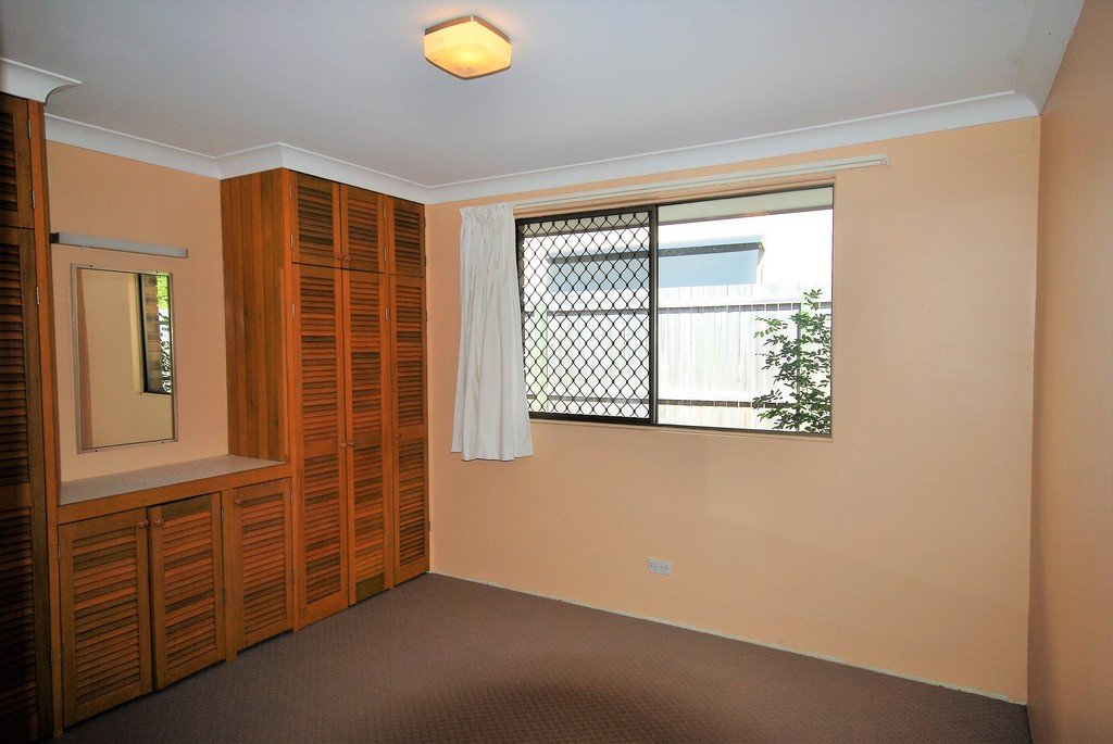 105 Acanthus Ave  BURLEIGH HEADS 13