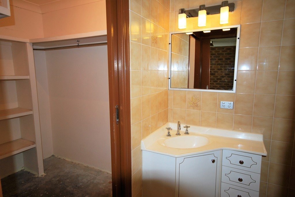 105 Acanthus Ave  BURLEIGH HEADS 14