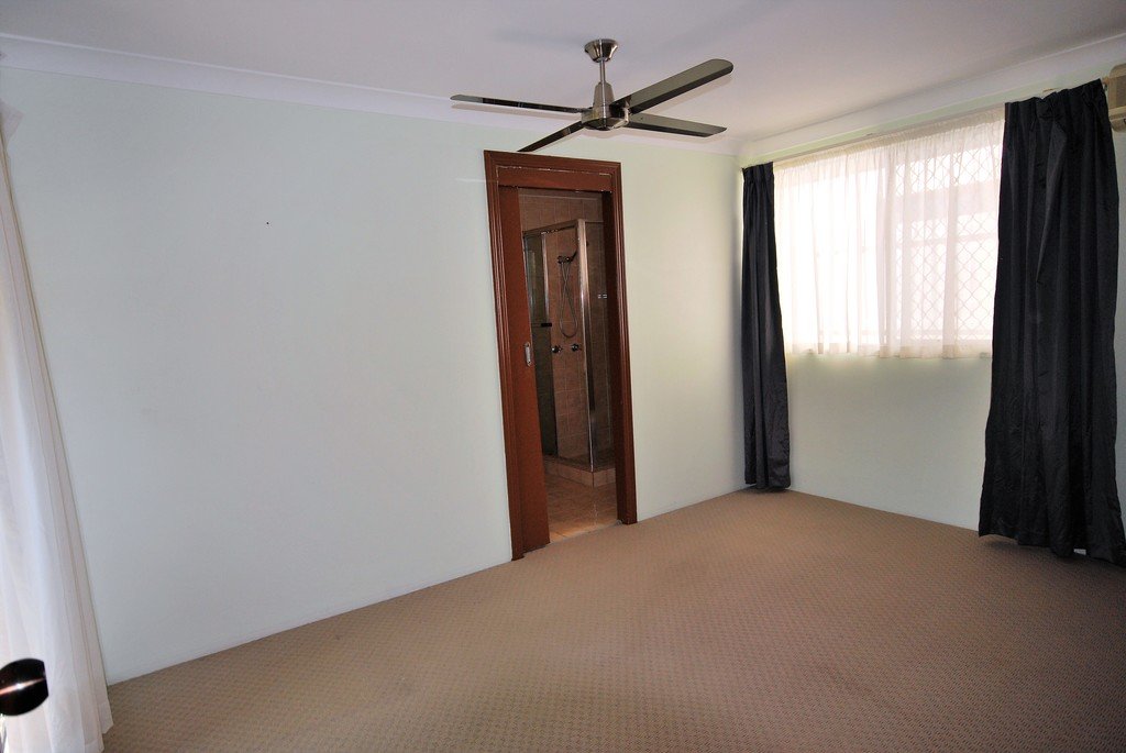 105 Acanthus Ave  BURLEIGH HEADS 18