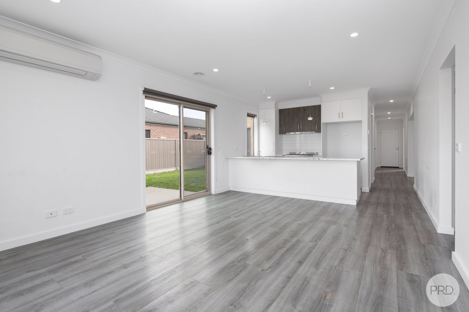 105 Ascot Gardens Drive DELACOMBE 4