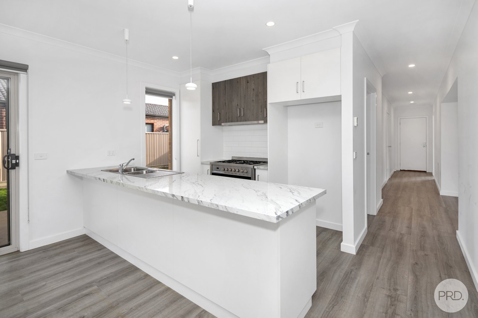 105 Ascot Gardens Drive DELACOMBE 5