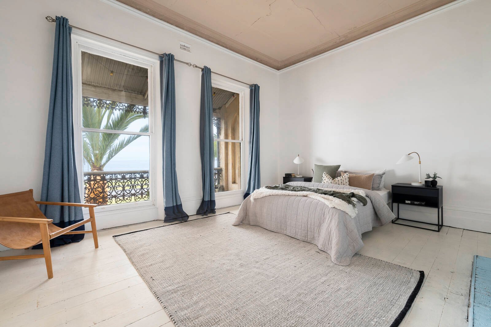 Real Estate and Property in 105 Beaconsfield Parade, Albert Park, VIC