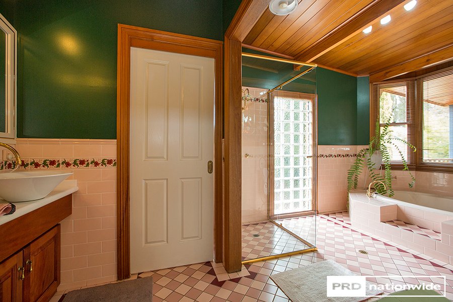 105 Carthage Street TAMWORTH 9