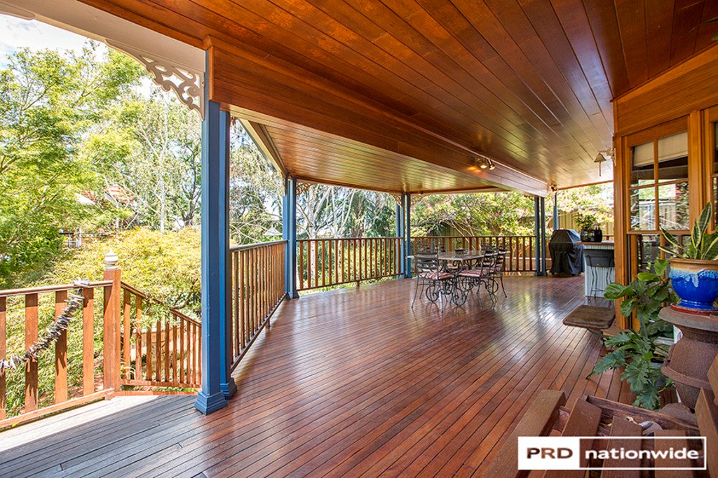 105 Carthage Street TAMWORTH 12