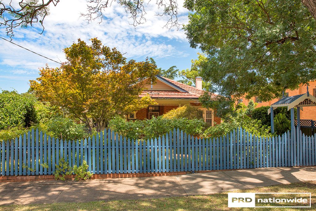 105 Carthage Street TAMWORTH 25