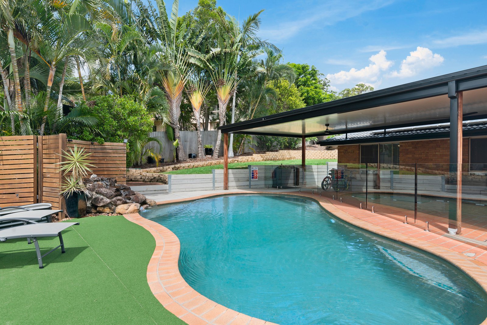 105 Clives Circuit CURRUMBIN WATERS 4