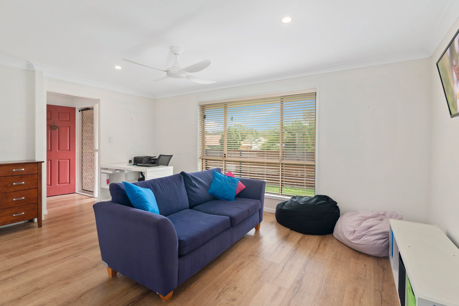 105 Clives Circuit CURRUMBIN WATERS 9