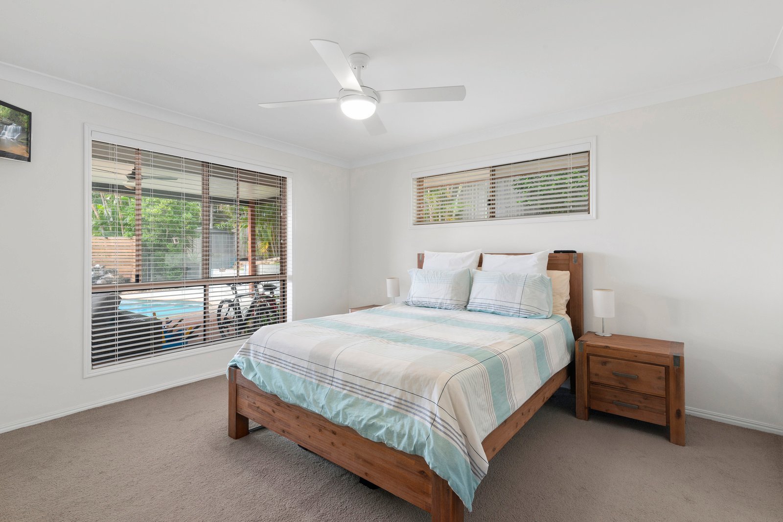 105 Clives Circuit CURRUMBIN WATERS 10