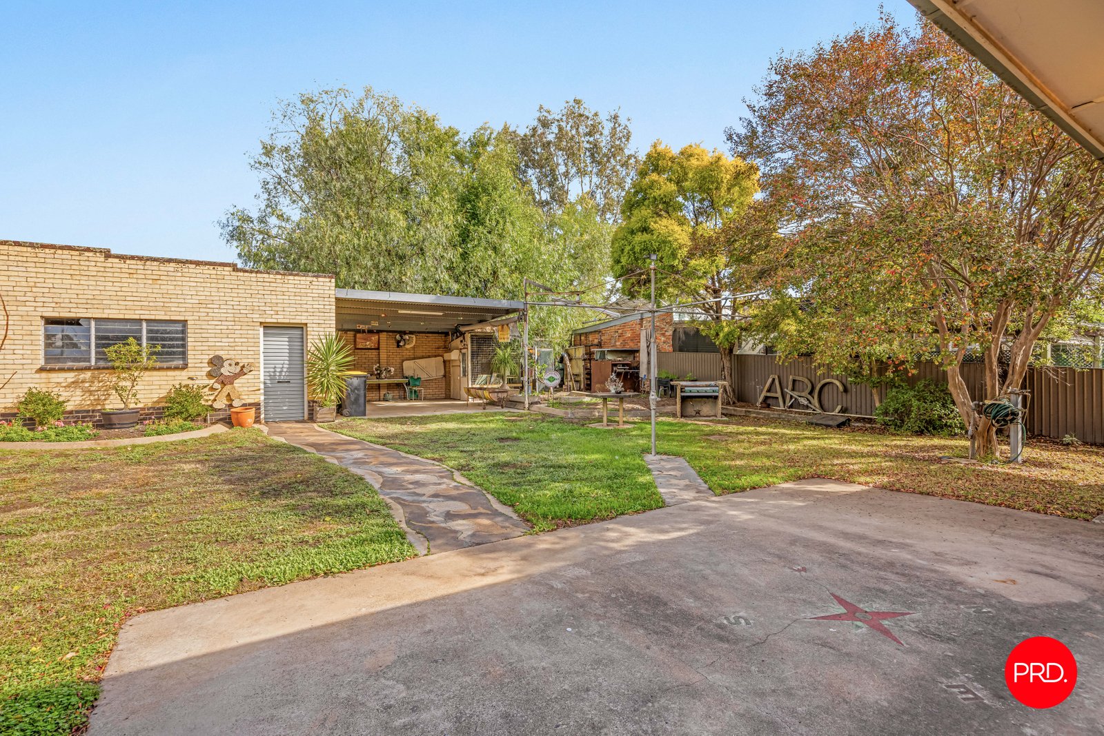 105 Eaglehawk Road LONG GULLY 13
