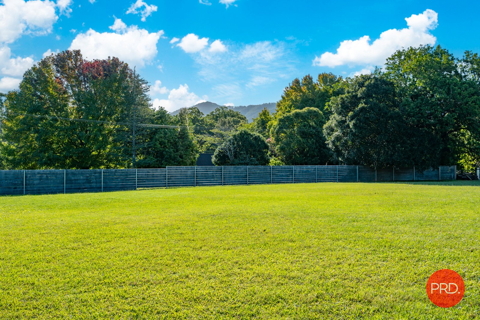 105 Faviell Drive BONVILLE 4