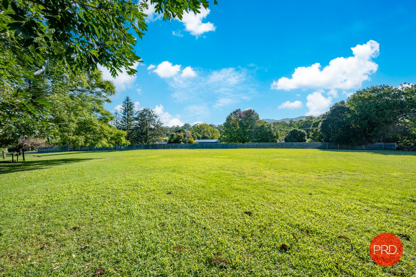 105 Faviell Drive BONVILLE 5