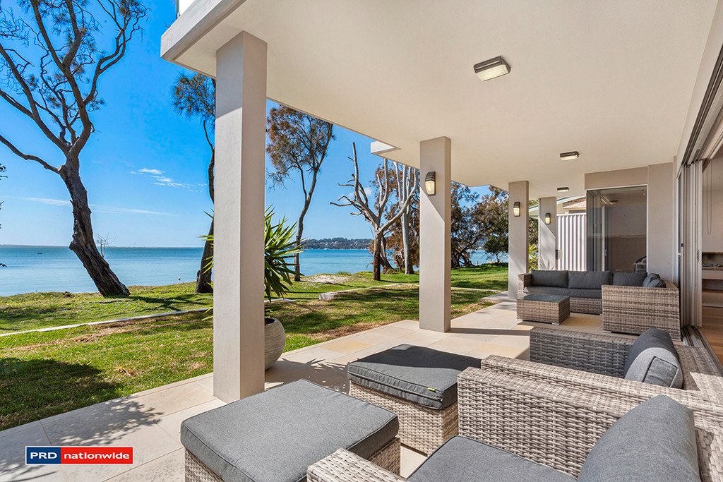 105 Foreshore Drive SALAMANDER BAY 4