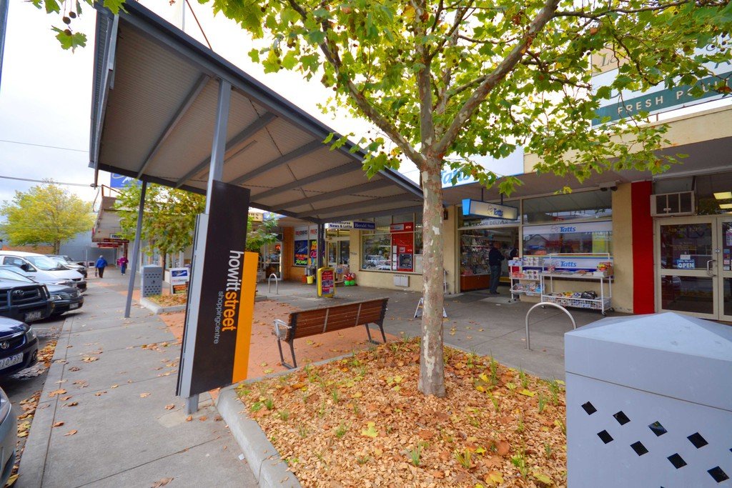 105 Forest Street LAKE WENDOUREE 3