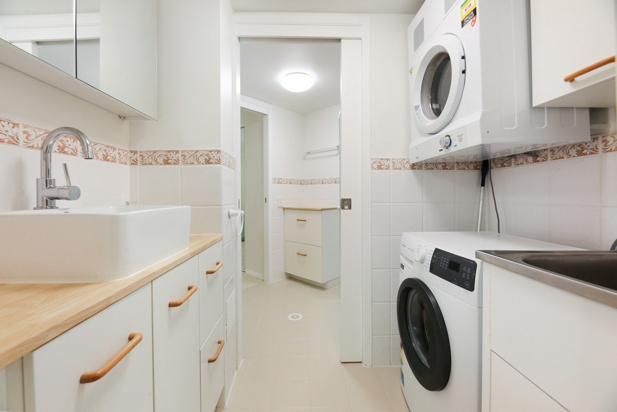 10/5 Fourth Avenue Burleigh Heads 13