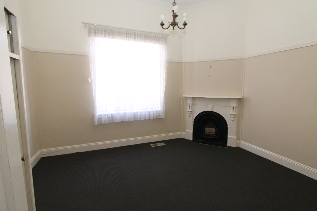 105 Humffray Street South BALLARAT CENTRAL 8