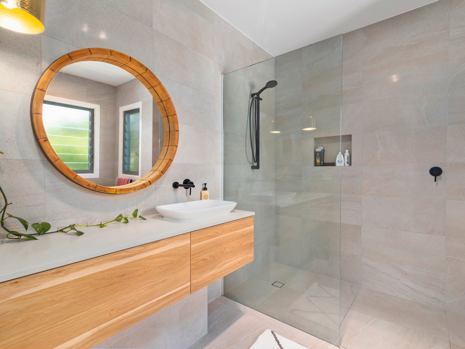 105 Leyte Avenue PALM BEACH 4