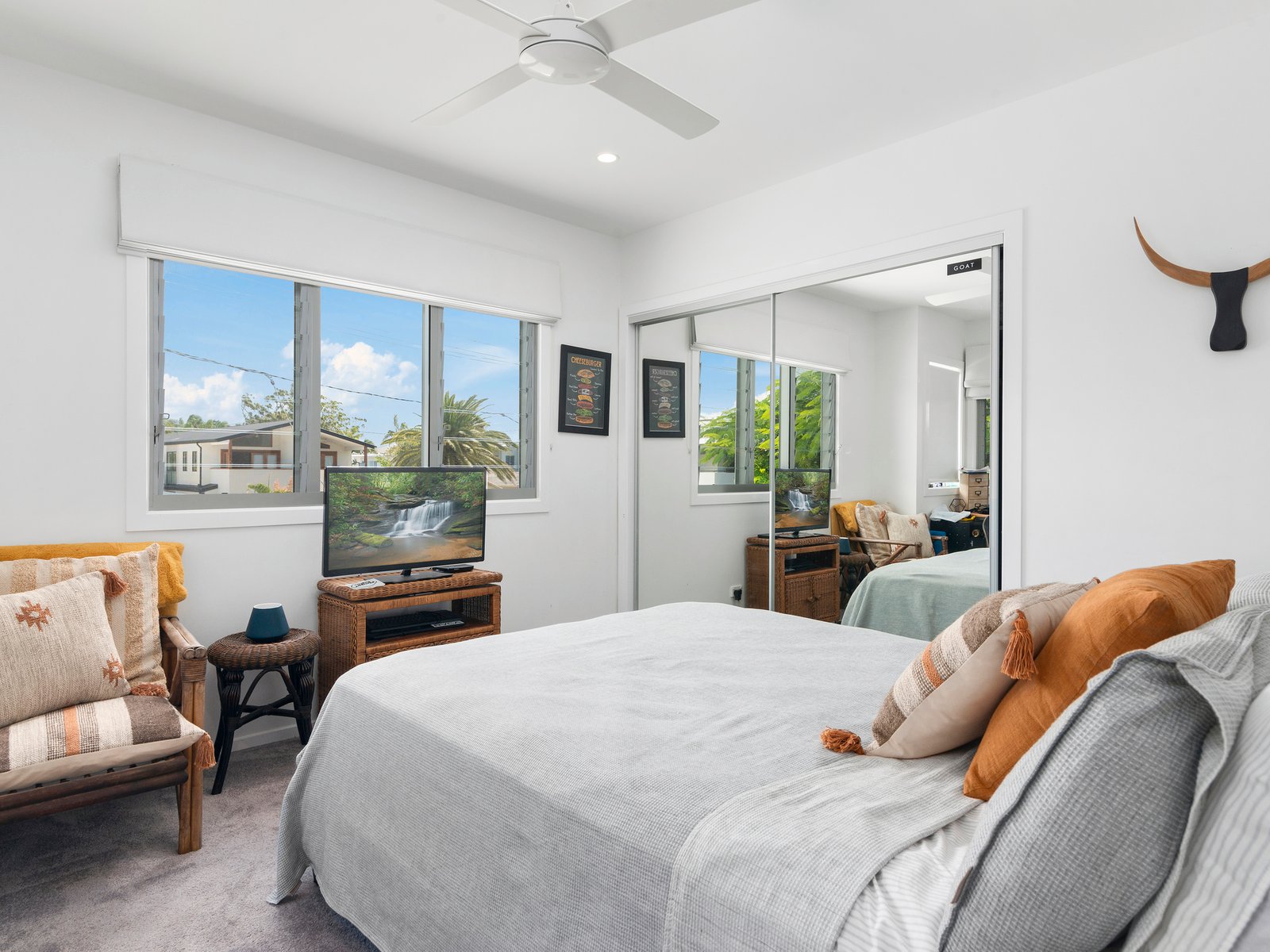 105 Leyte Avenue PALM BEACH 6