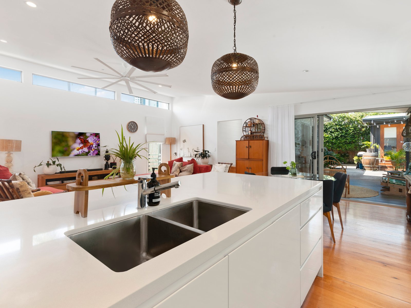 105 Leyte Avenue PALM BEACH 13