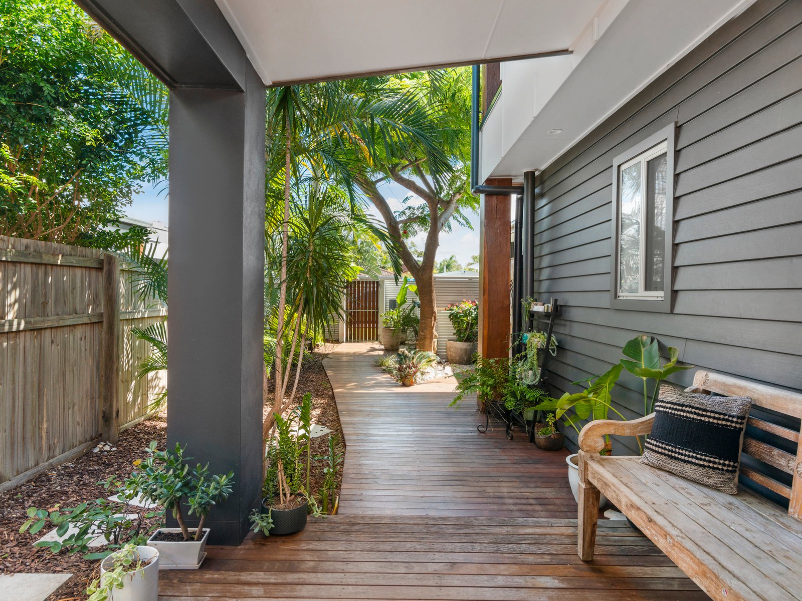 105 Leyte Avenue PALM BEACH 15