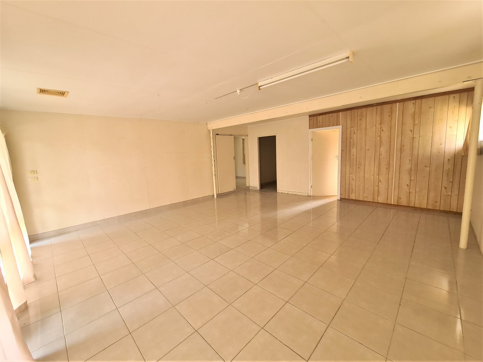 105 MALPAS Street BOYNE ISLAND 2