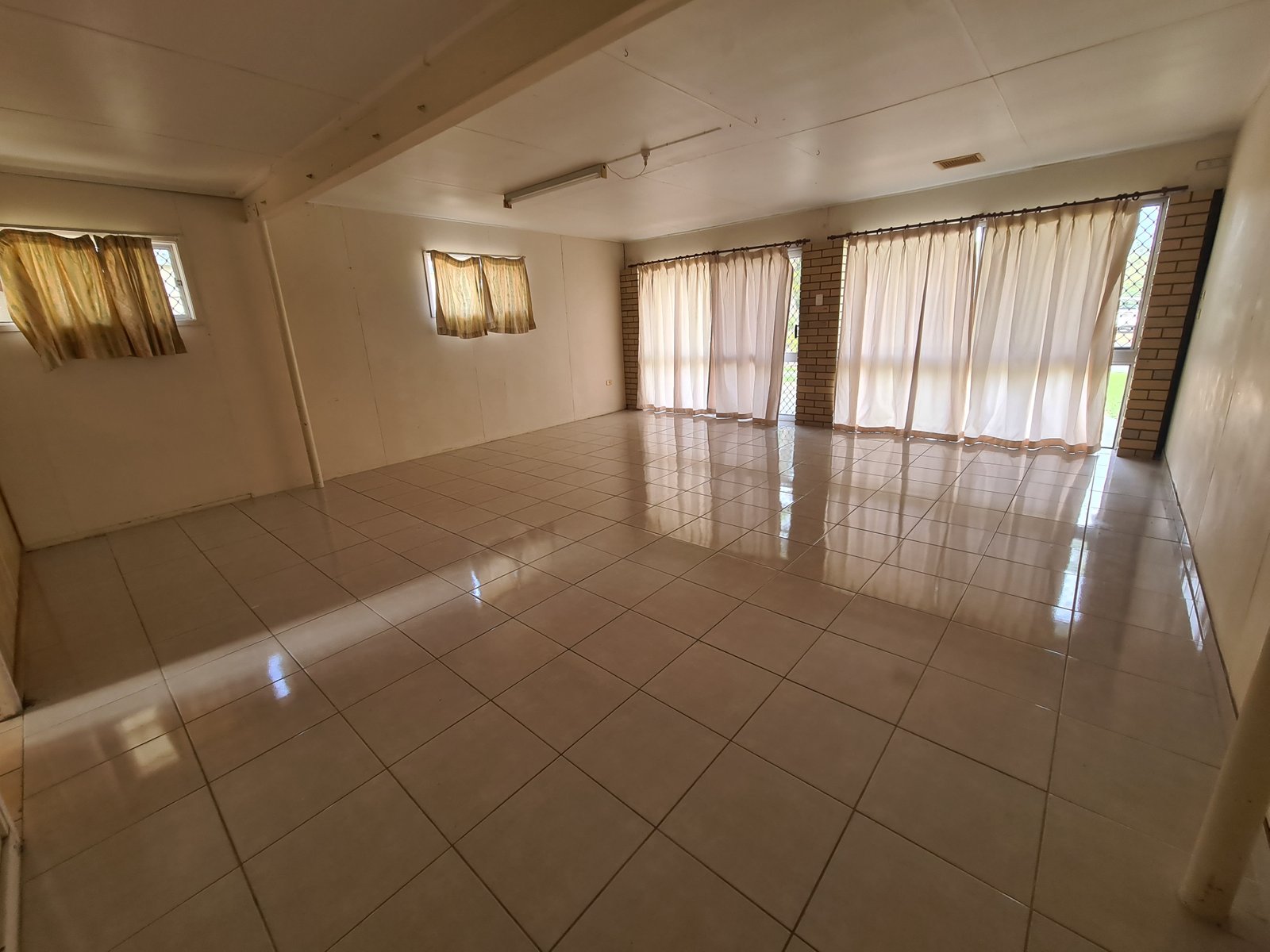 105 MALPAS Street BOYNE ISLAND 12