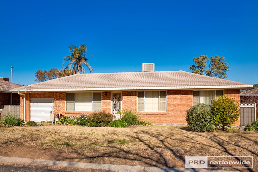105 Manilla Road TAMWORTH 3