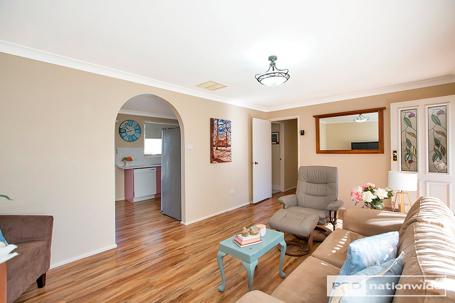 105 Manilla Road TAMWORTH 8