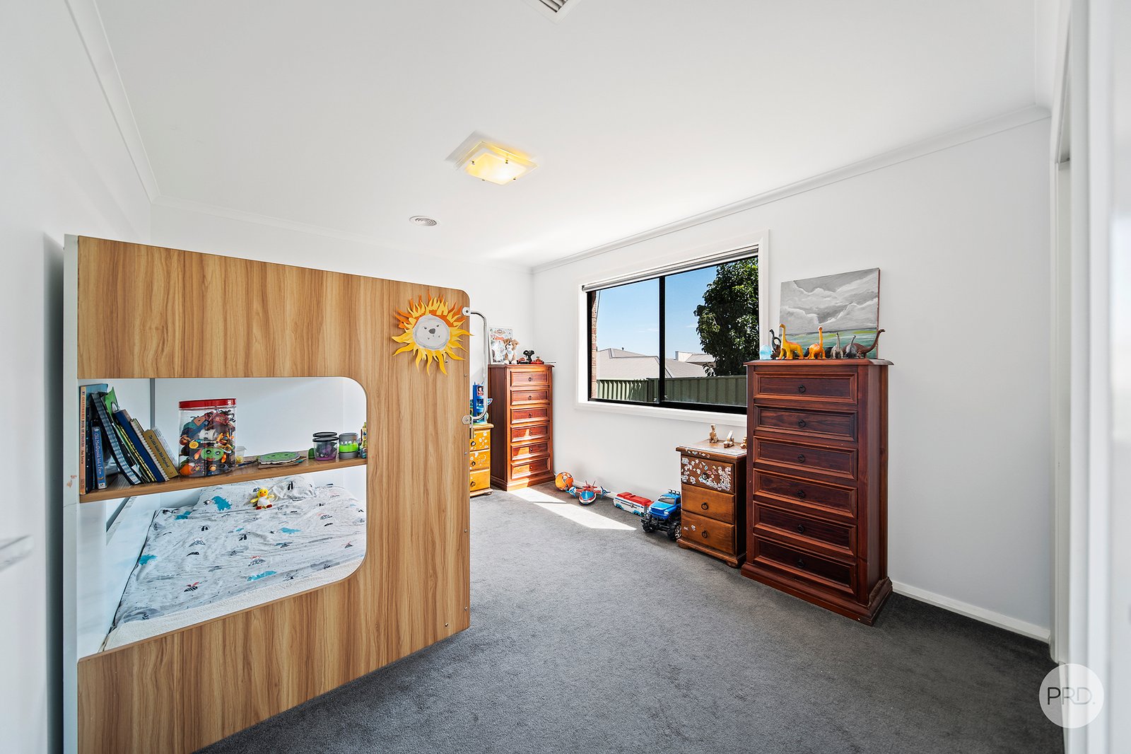 105 McIvor Forest Drive JUNORTOUN 17