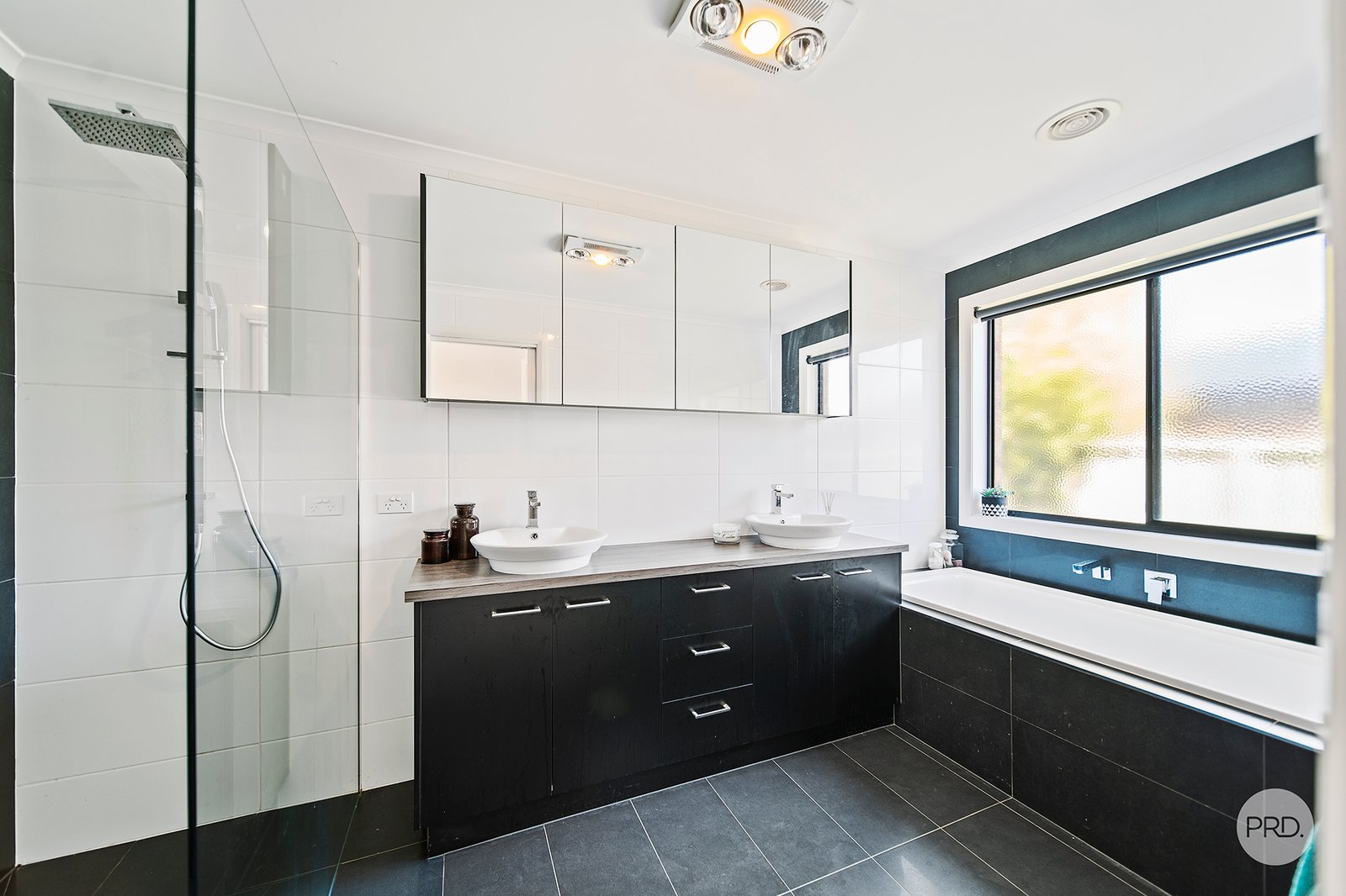 105 McIvor Forest Drive JUNORTOUN 18