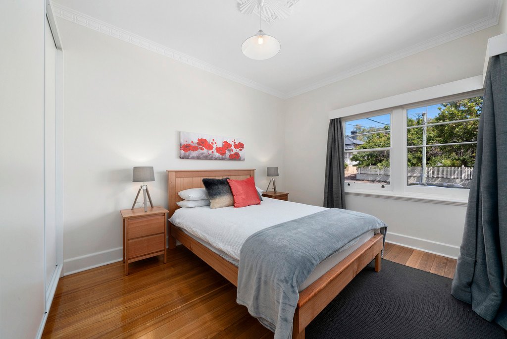 105 Montagu Street NEW TOWN 8