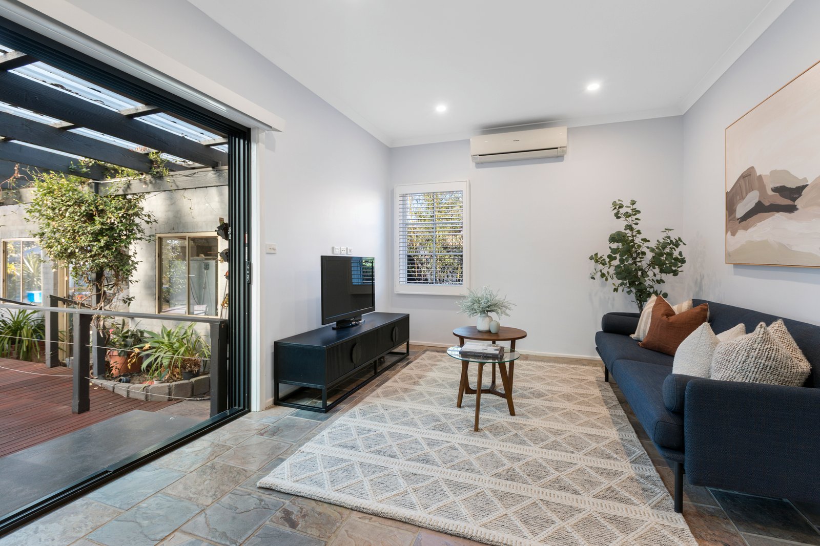 Gallery: 105 Parkmore Road