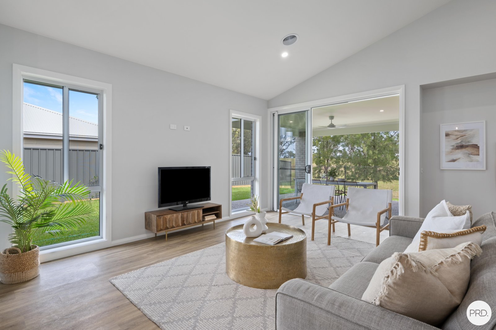 105 Potoroo Avenue THURGOONA 3