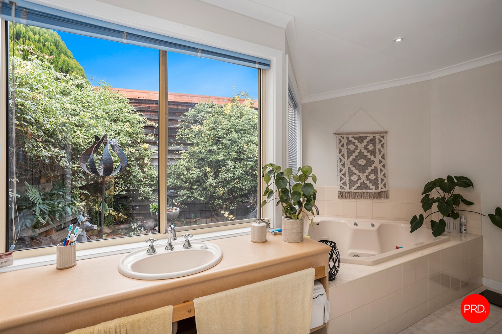 105 Reservoir Road STRATHDALE 9