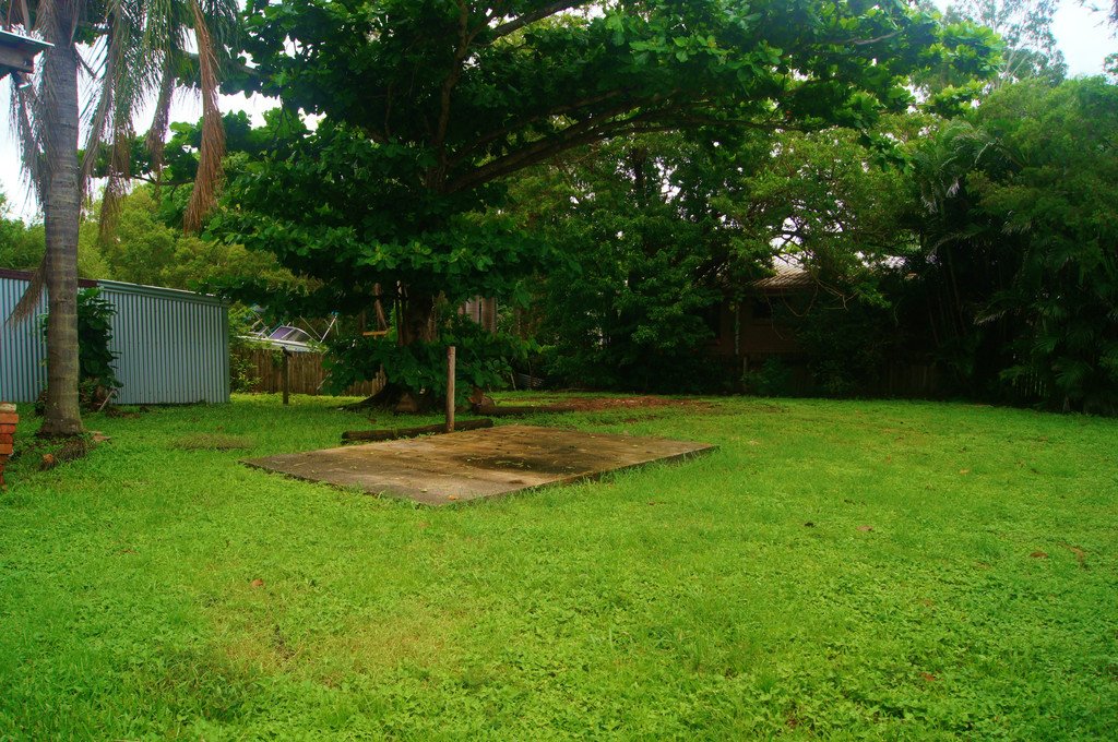 105 Shute Harbour Road CANNONVALE 10