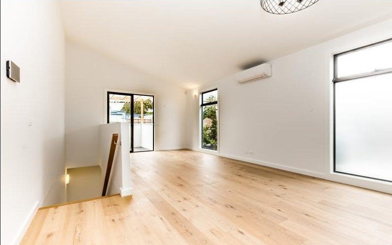 Gallery: 105 Simpson Street