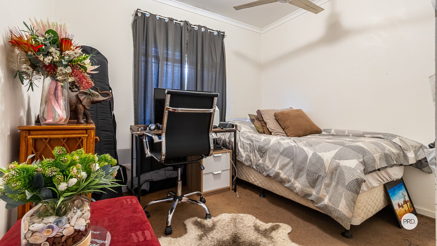 105 TORQUAY Road REDLAND BAY 22