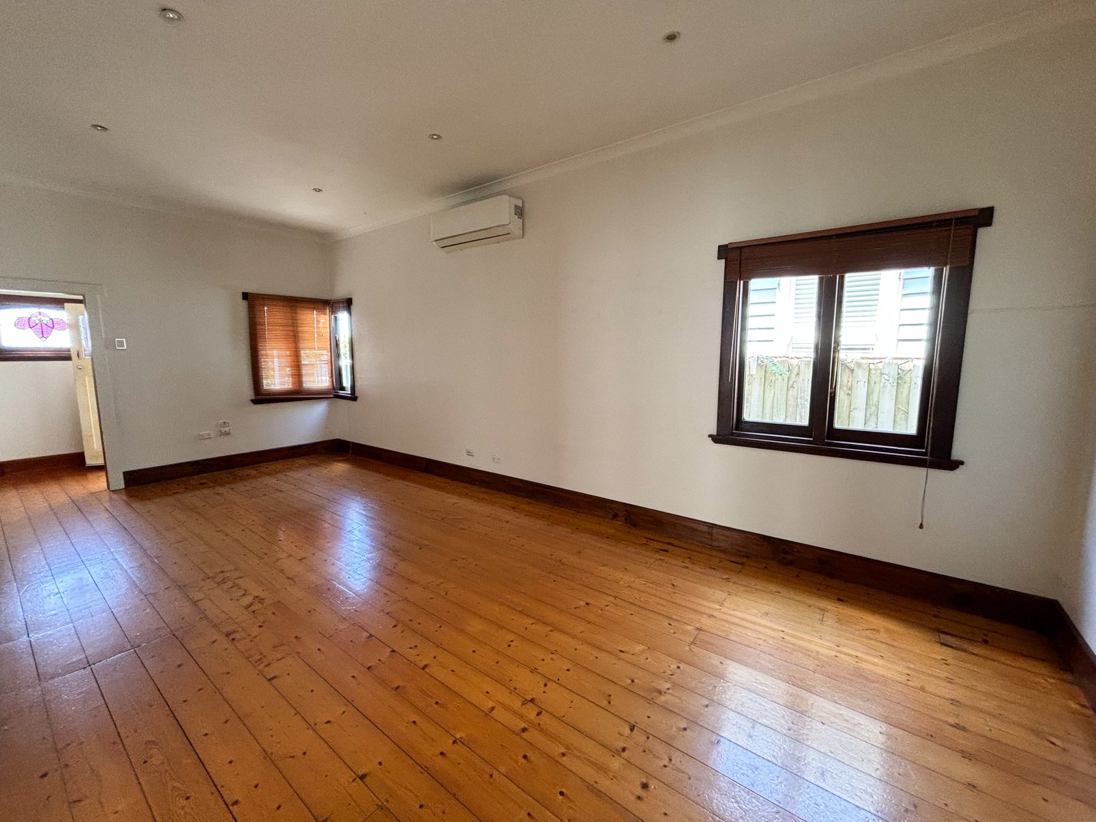 Gallery: 105 Waratah Street