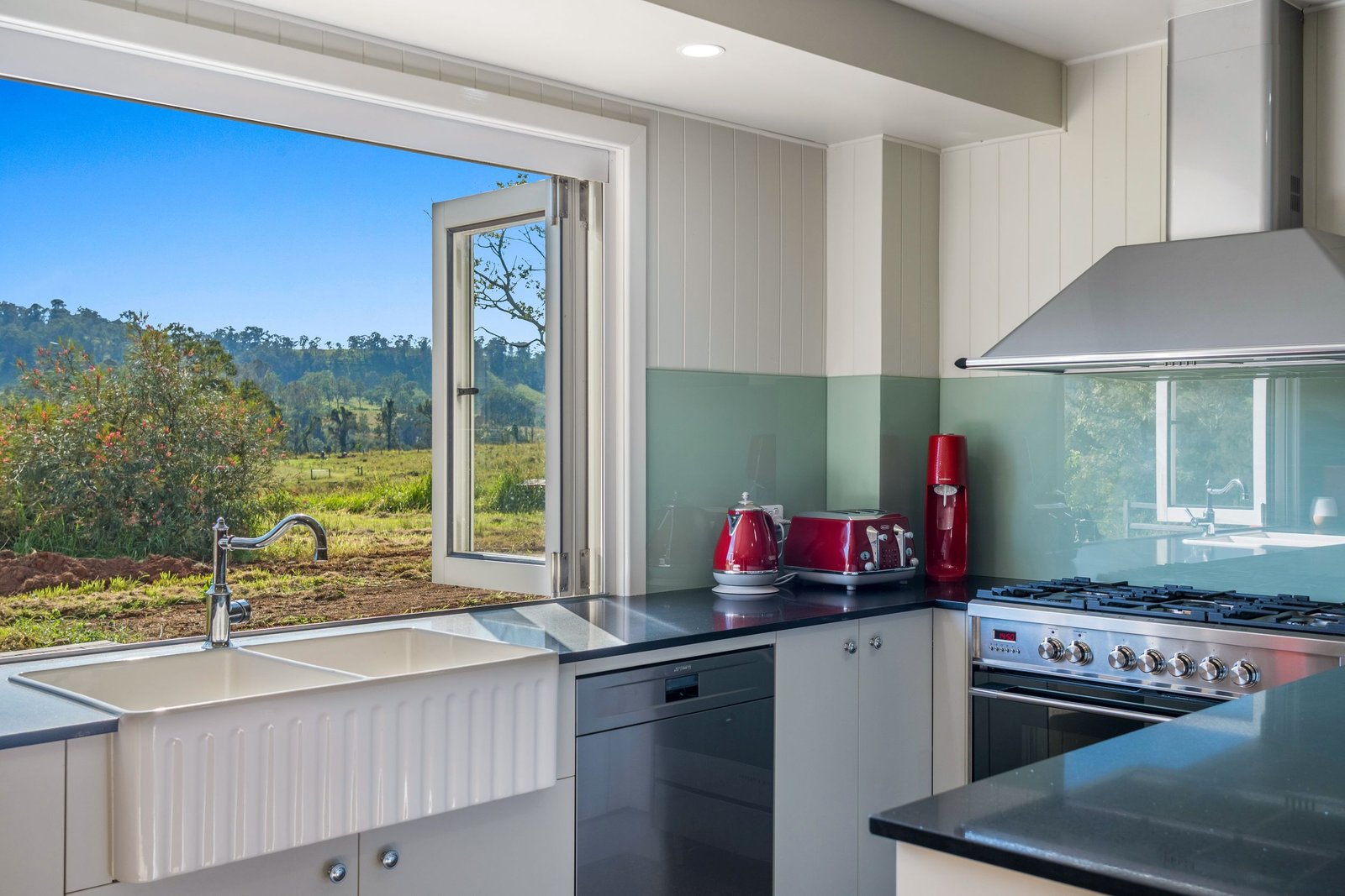 1050 Afterlee Road EDEN CREEK 8