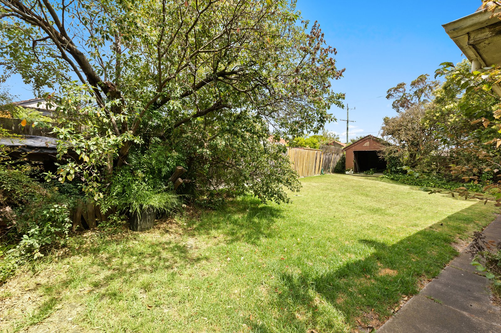 Gallery: 1050 Nepean Highway