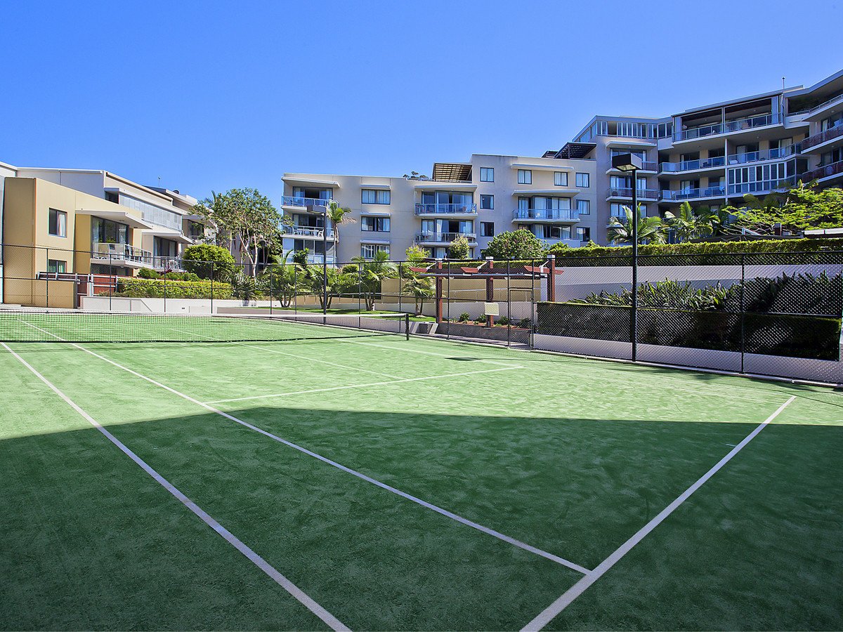 1050/1 Ocean Street BURLEIGH HEADS 14