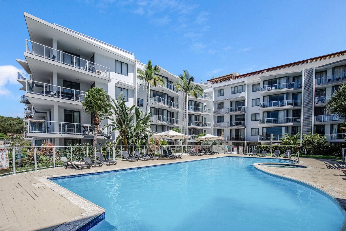 1050/1 Ocean Street BURLEIGH HEADS 15