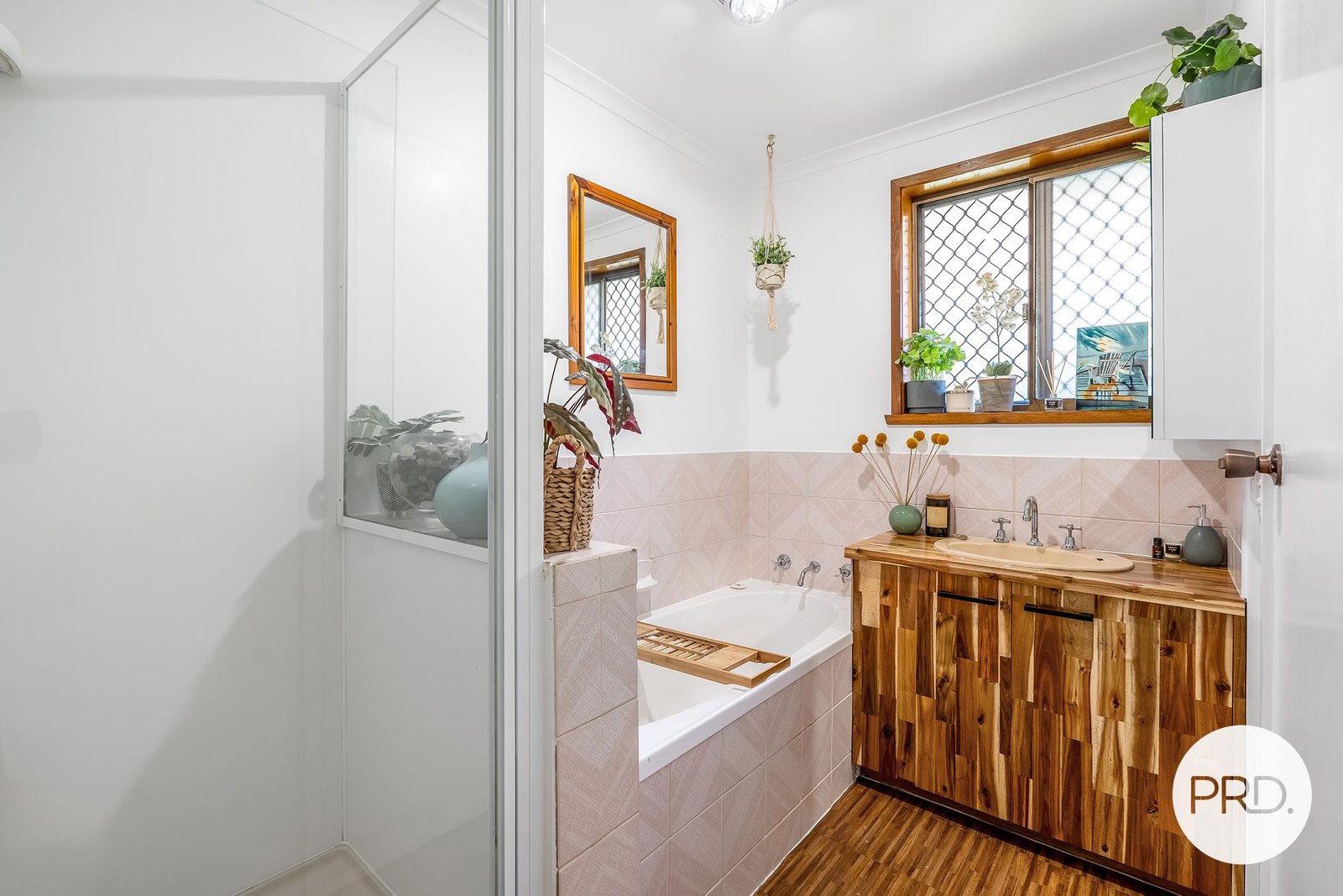 10/50A Barossa Road GLENORCHY 15