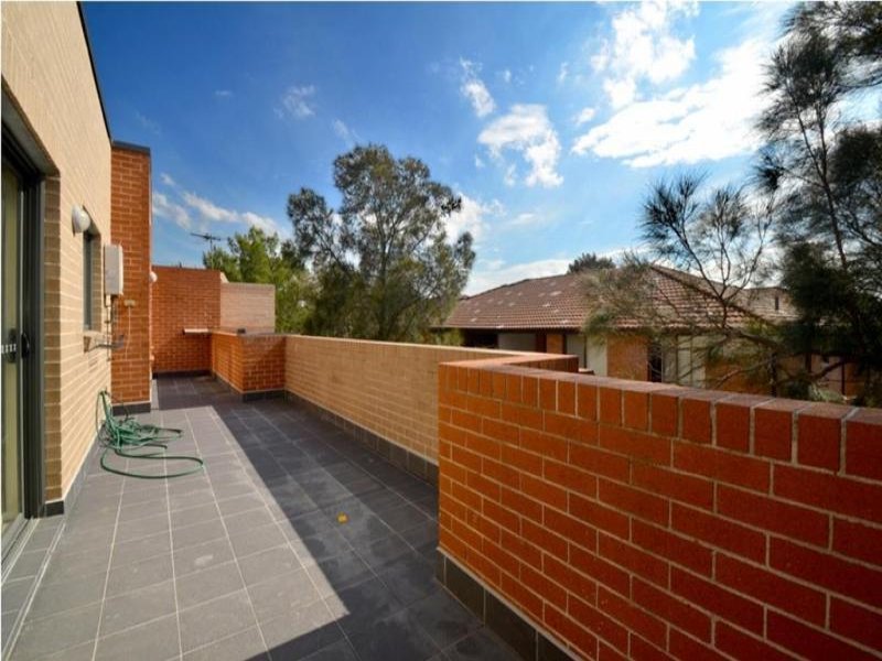 10/51 Bathurst Street LIVERPOOL 7