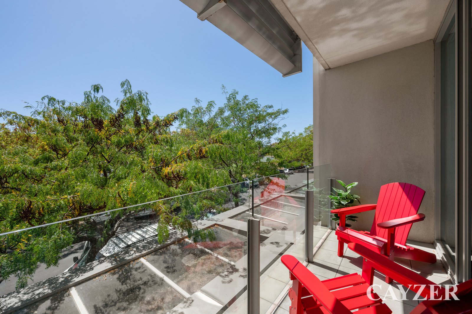 Gallery: 105/1 Roy Street