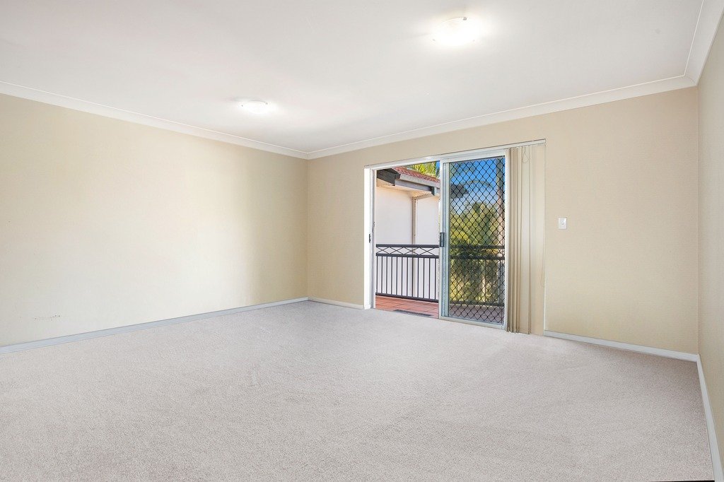 105/150 Marine Parade SOUTHPORT 2