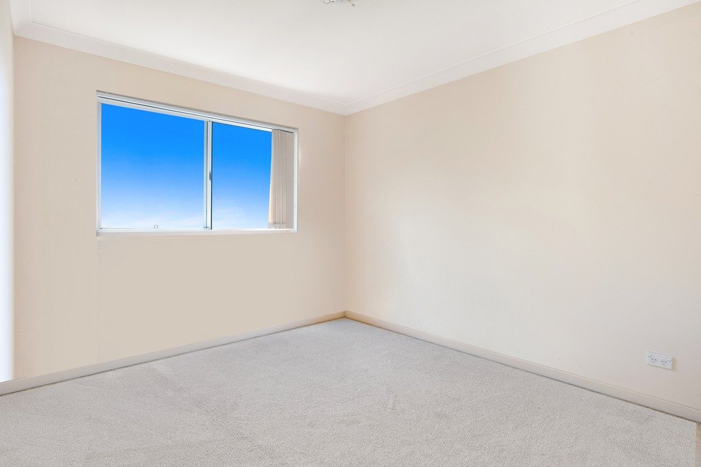 105/150 Marine Parade SOUTHPORT 6