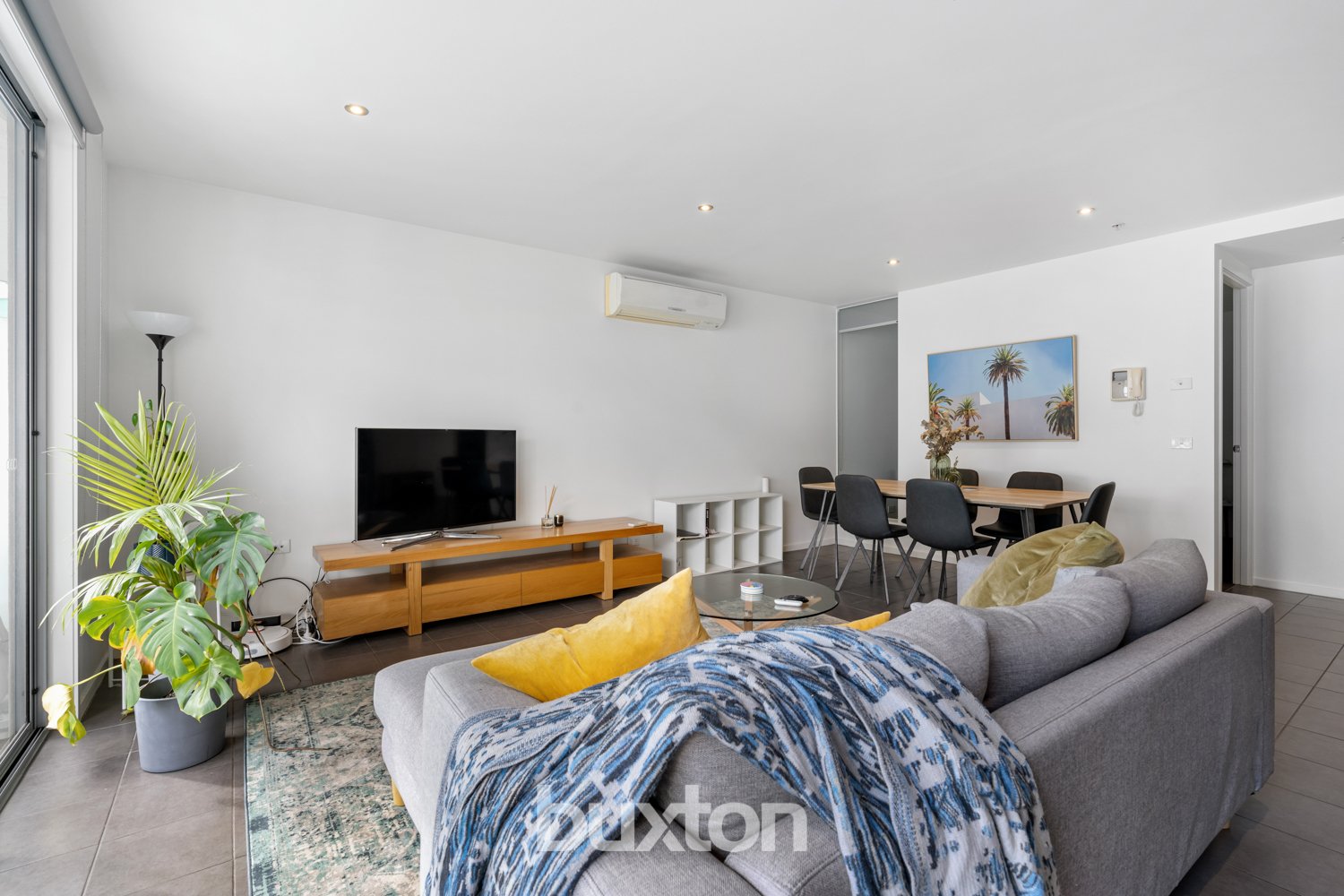 Gallery: 105/182 Barkly Street