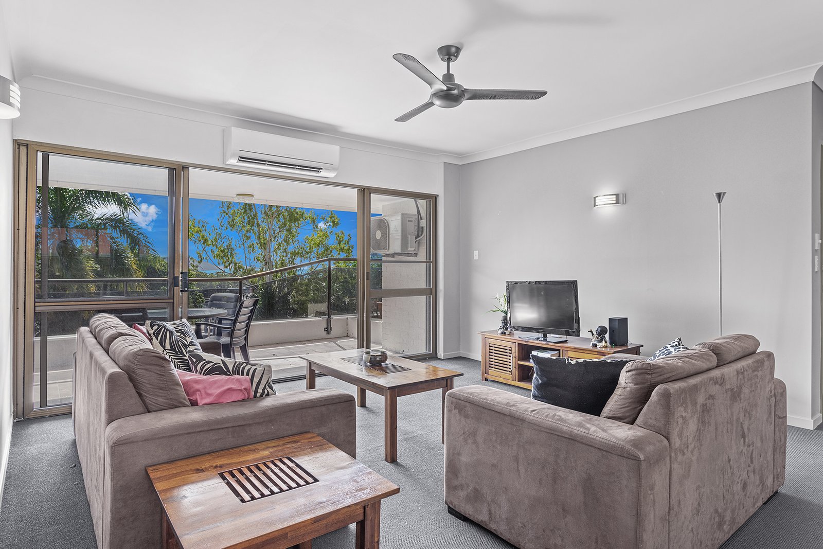 105/2 Eshelby Drive CANNONVALE 5